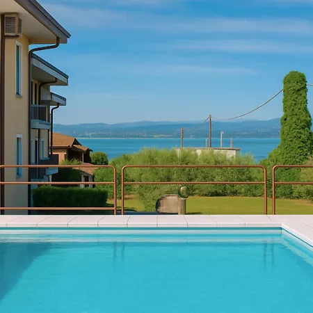 Appartamento Emerald - Regarda Travel *