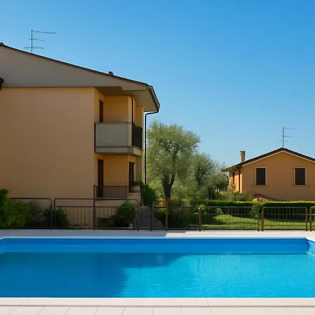 Emerald - Regarda Travel Apartment *